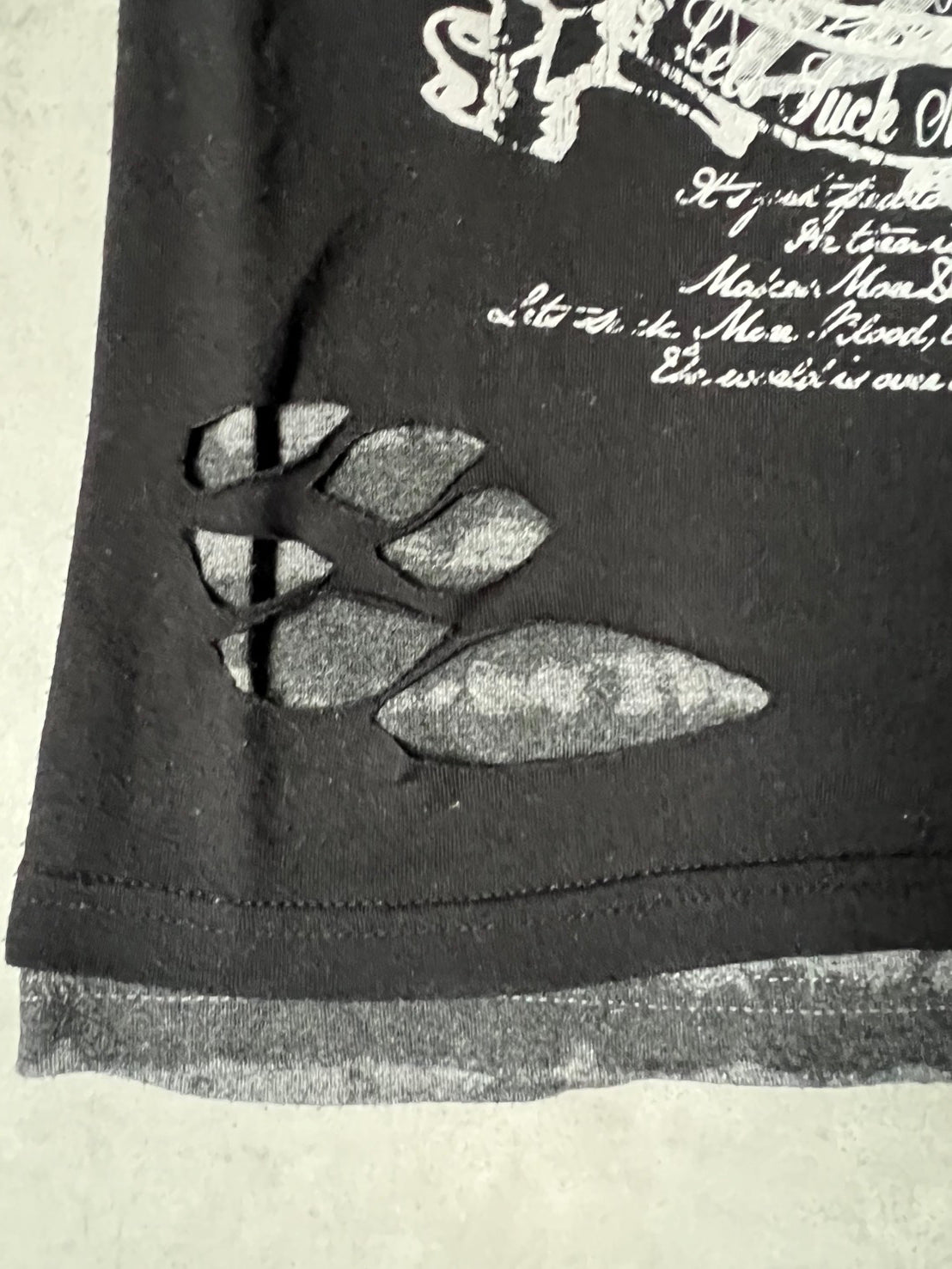 【VINTAGE】in the attic homme 디스트로이드 레이어드 그래픽 티셔츠 / 블랙